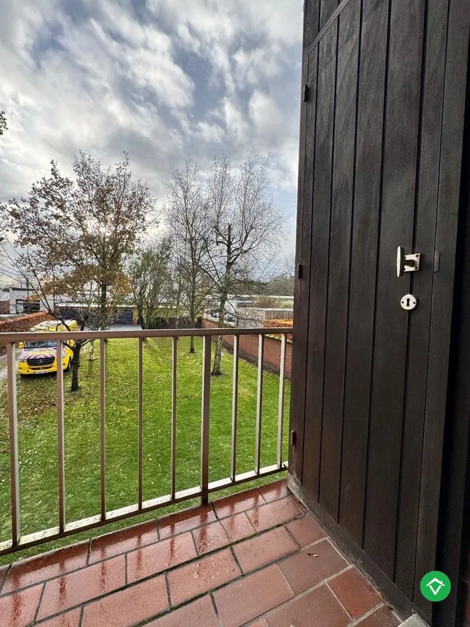 Appartement met 2 slaapkamers en garage in centrum Koekelare 