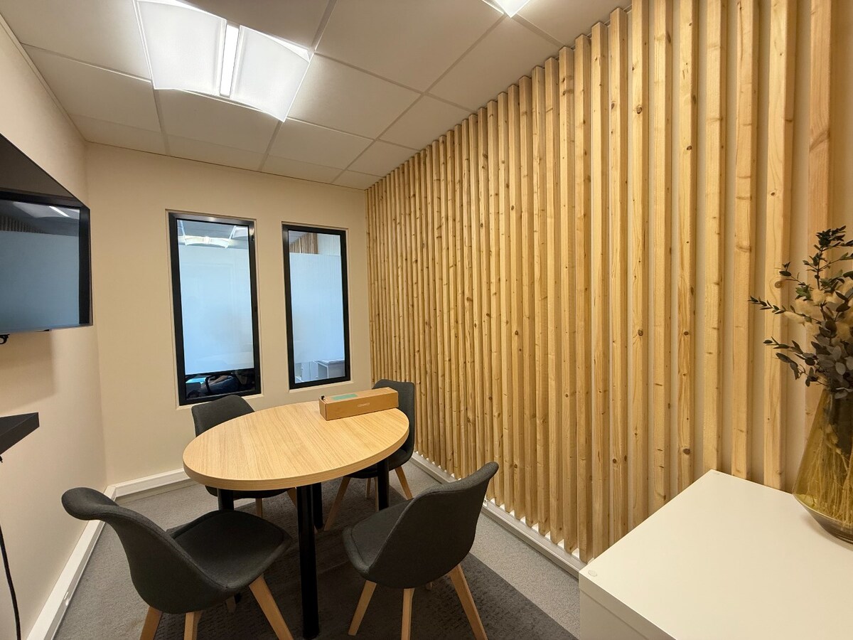 Superbe bureau de ±123 m² dans le zoning OUEST de Tournai 
