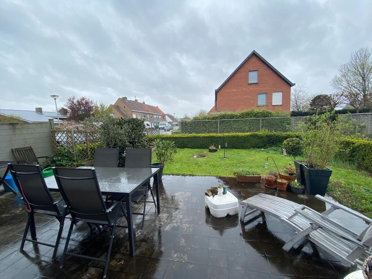 Rustig gelegen, energiezuinige gelijkvloerswoning met garage 