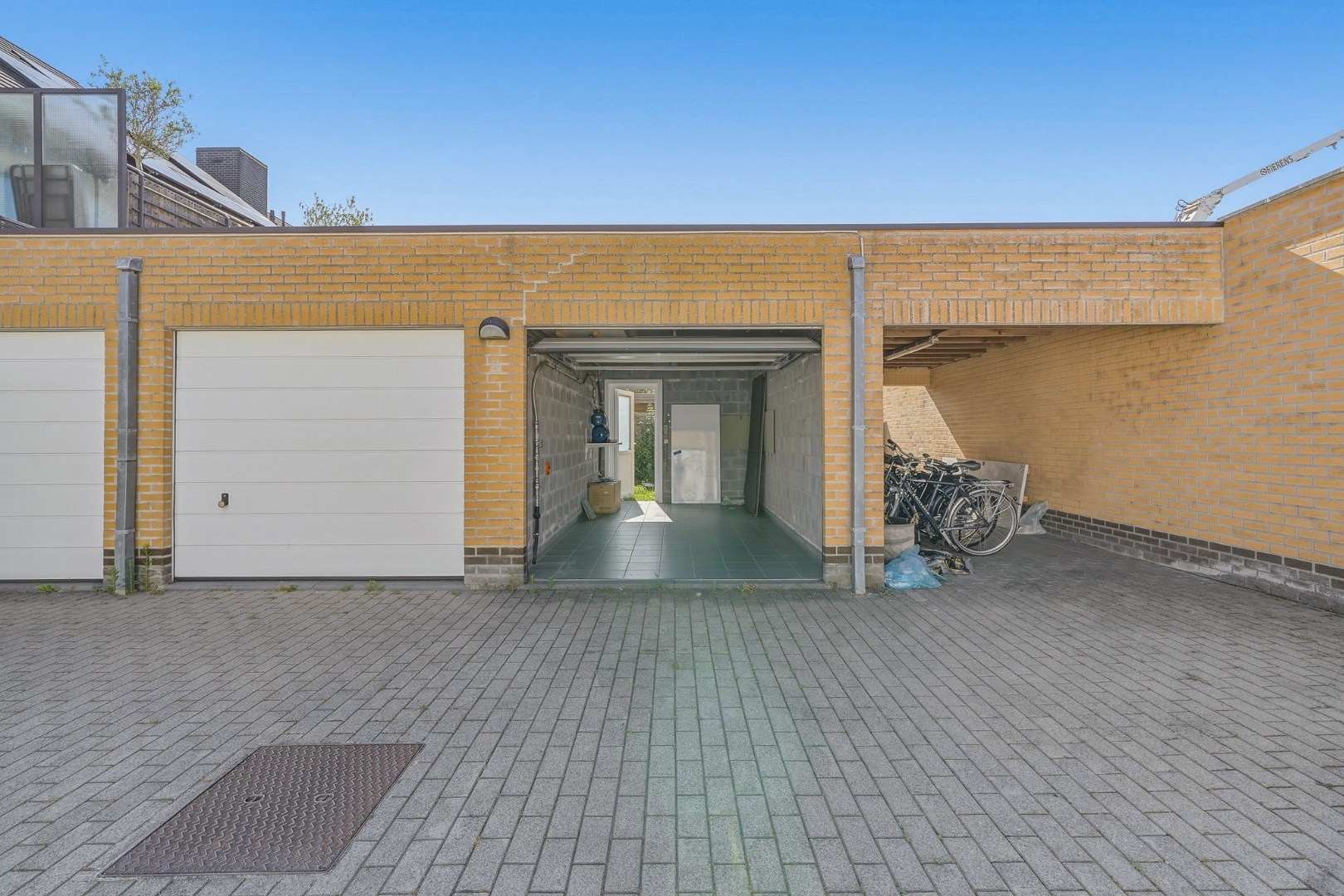 Instapklare energiezuinige woning met 4 slaapkamers, zonnige tuin en garage in Ettelgem 