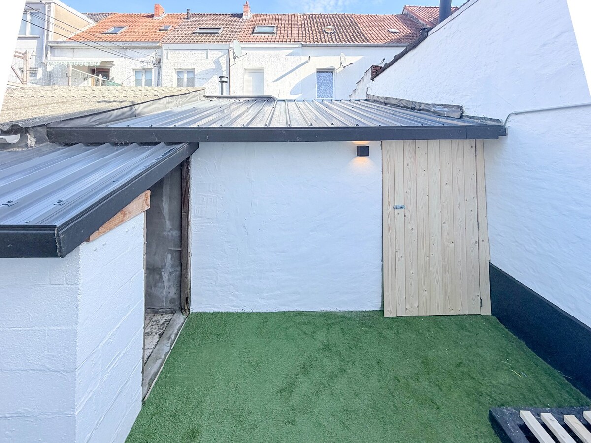 TOPPER : Bachelorwoning / TOP investering met EPC B te Kortrijk ! *** NONO INSPIRED *** 