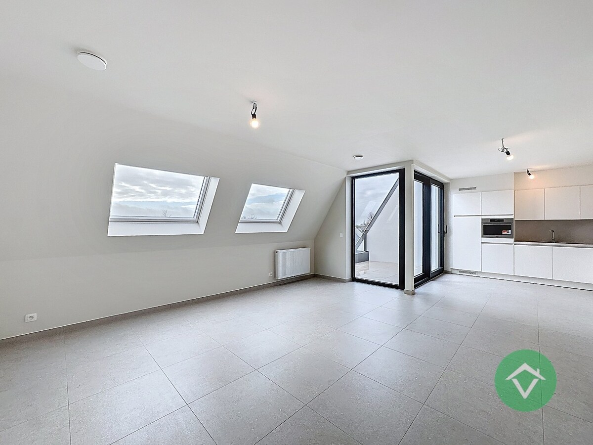 Uniek nieuwbouw appartement met 2 slaapkamers en veel zonlicht te Eernegem 