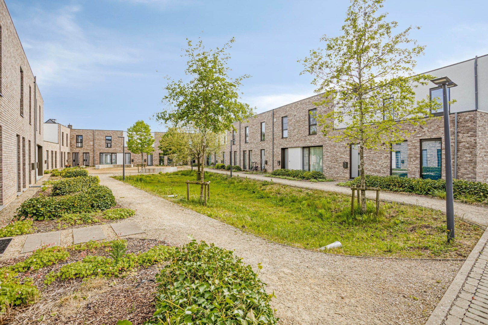 Recente en energiezuinige woning met 2 slpk. nabij Geel-Centrum 