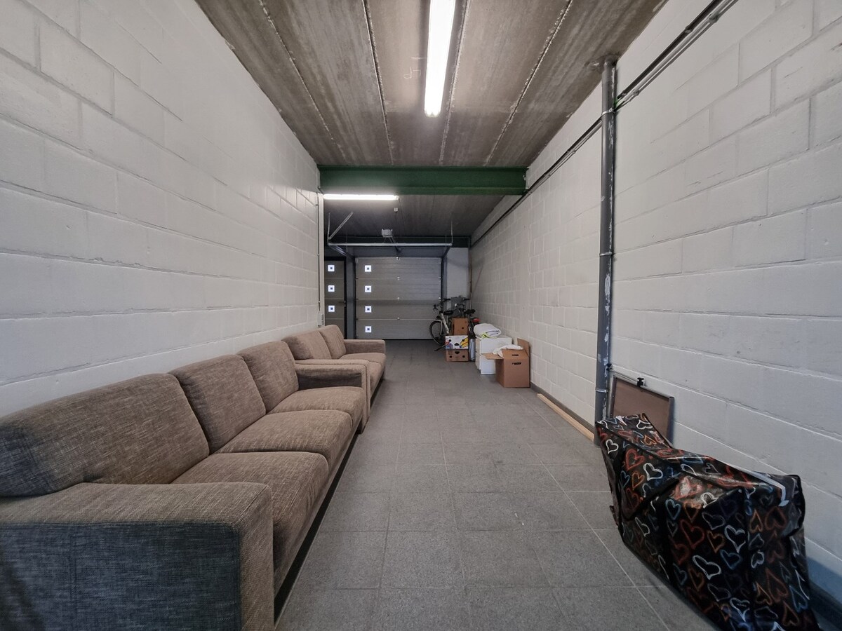 Energiezuinige halfopen gezinswoning met tuintje en ruim terras. 