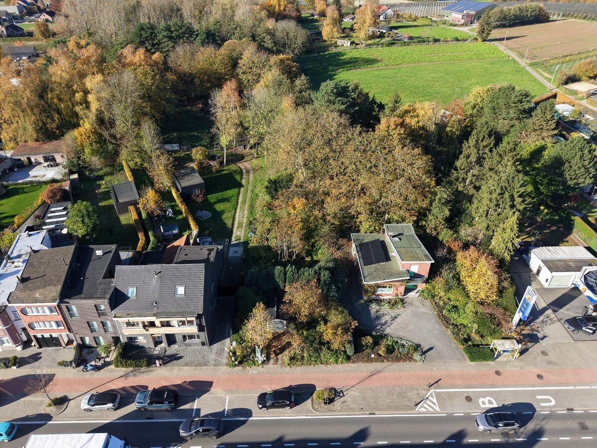 Mooie bouwgrond van 1.126 m² met west-oriëntatie 