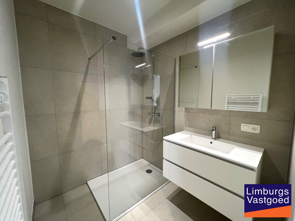Luxe nieuwbouw appartement, 68m², 2 terrassen, 1 slpk, op toplocatie 