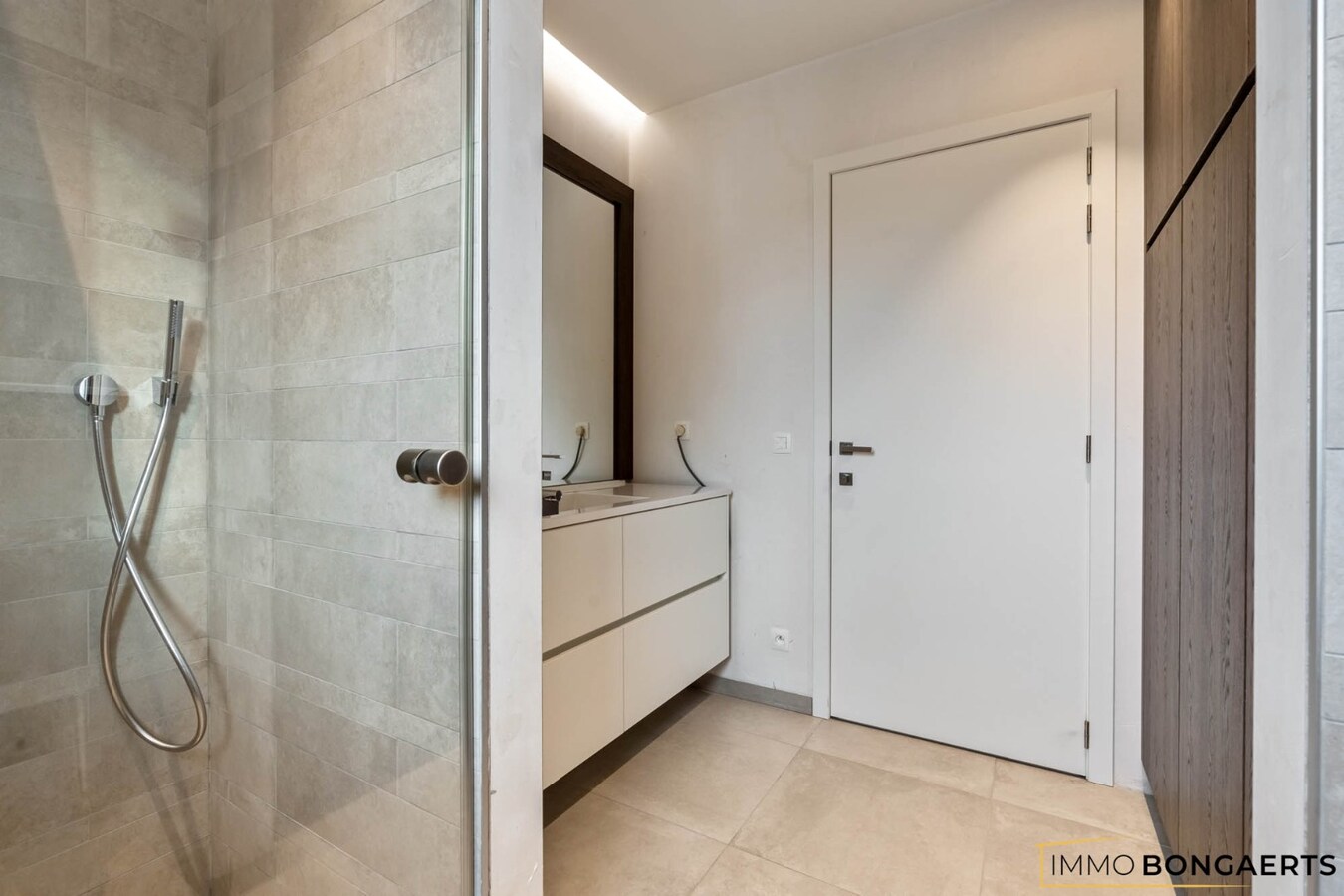 Moderne woonst met 4 slaapkamers 