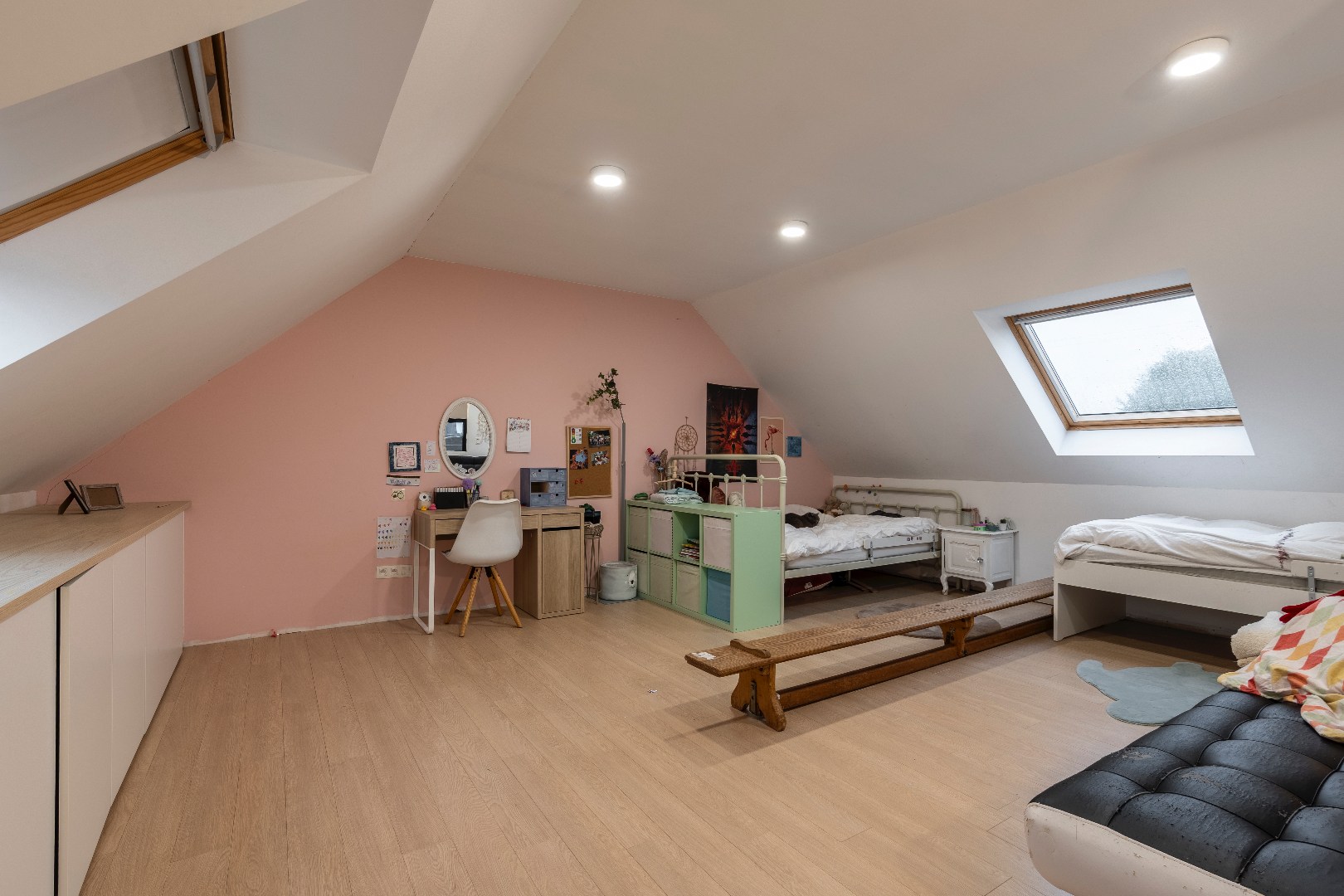 Exclusieve villa met praktijkruimte op perceel van 2001m² in Balen-Olmen 