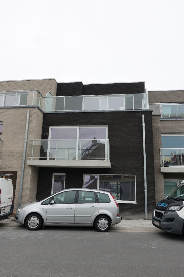 Nieuwbouw appartement met terras 