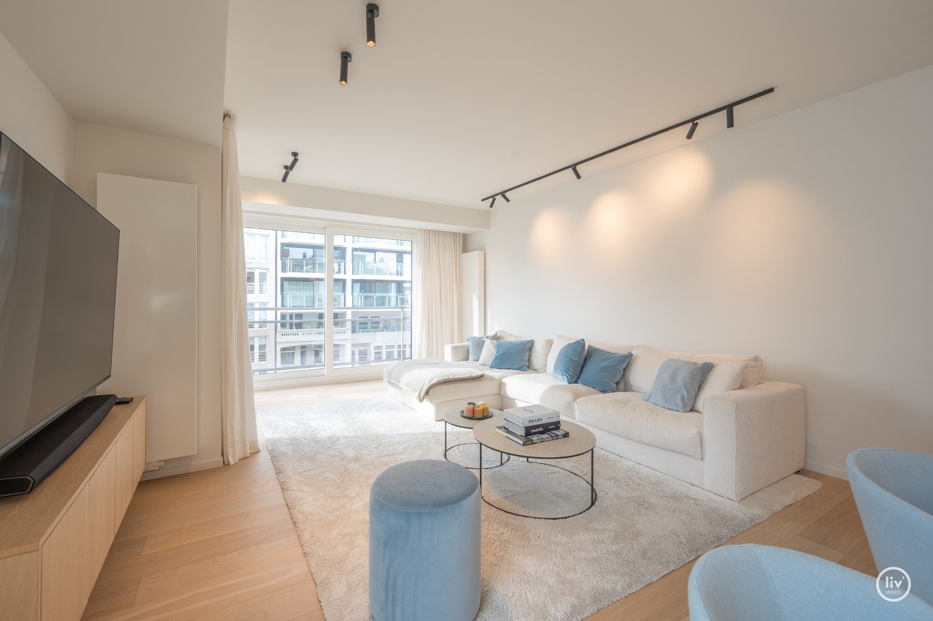 Prachtig gerenoveerd 2-slaapkamer-(hoek)appartement vlakbij de Lippenslaan te Knokke 