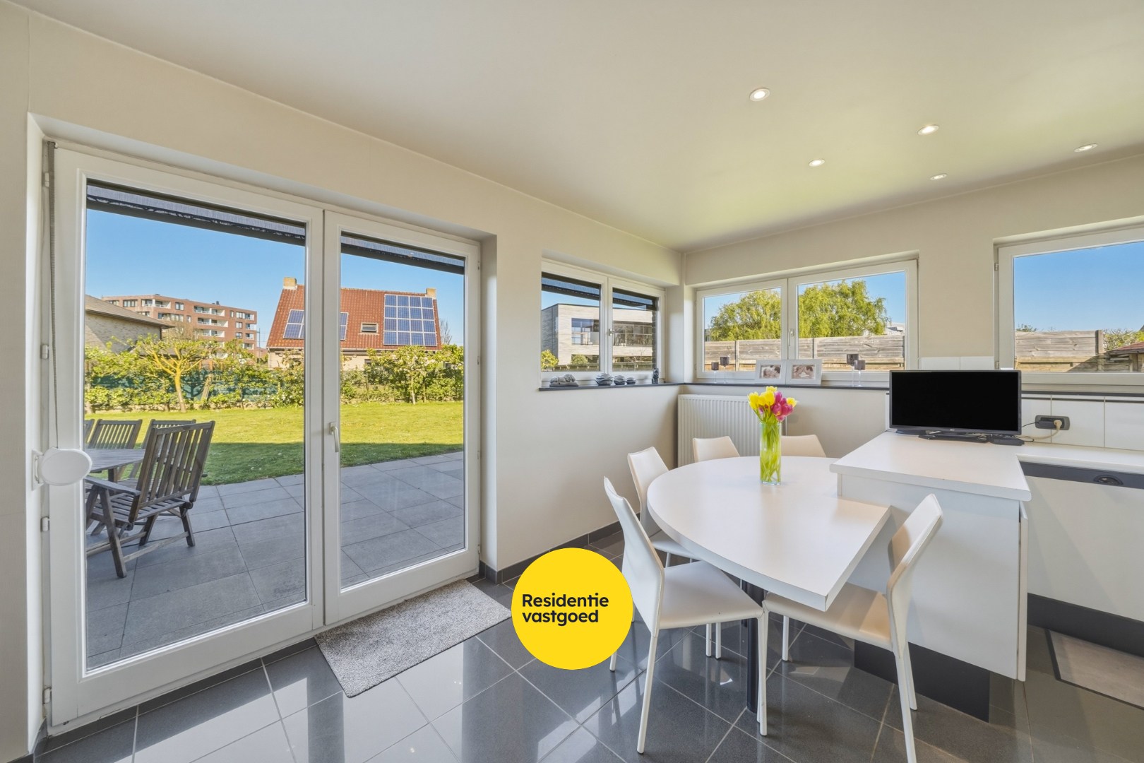 Ruime alleenstaande woning nabij zee en strand! 
