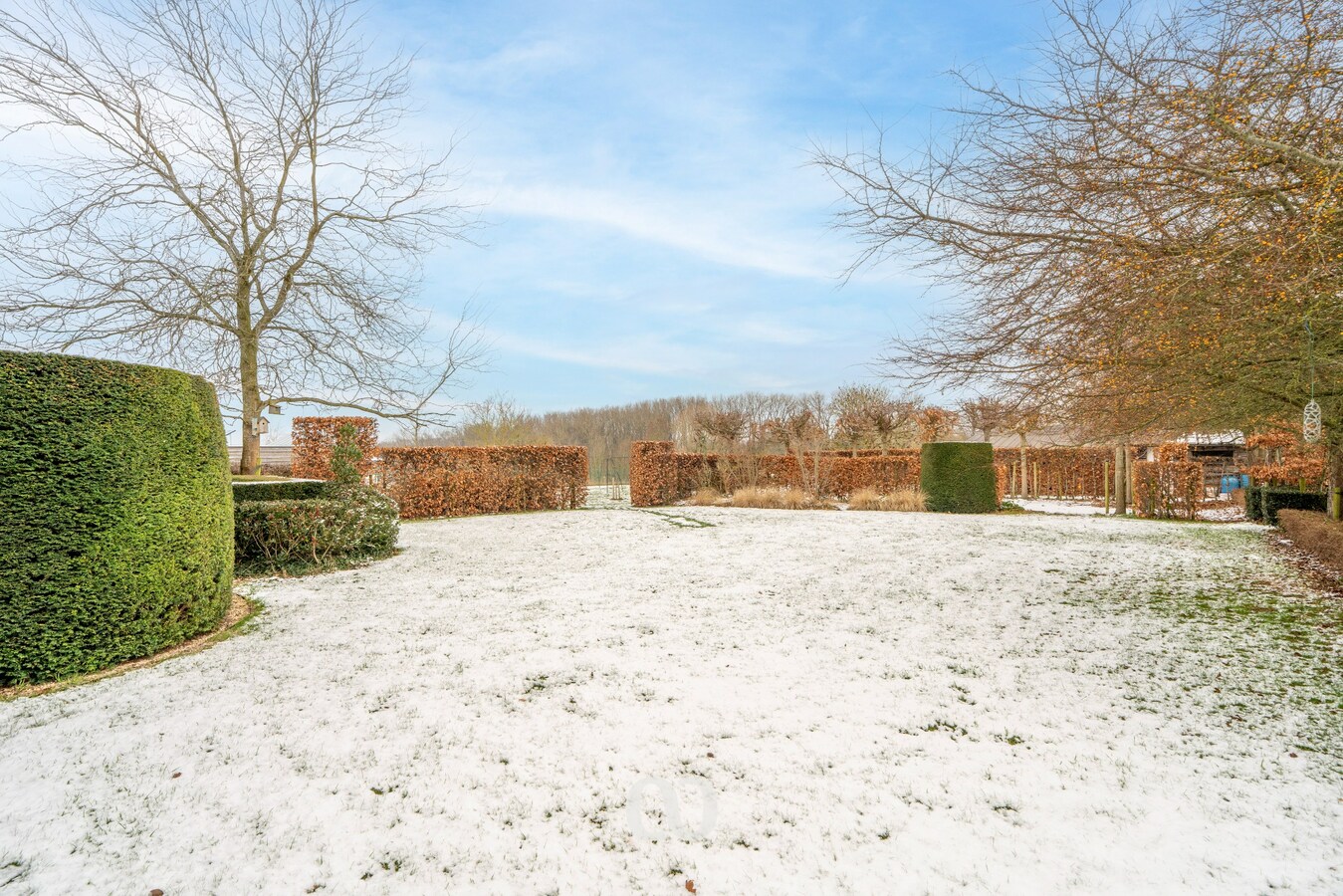 Bijzondere architectenwoning in groene en rustige omgeving 