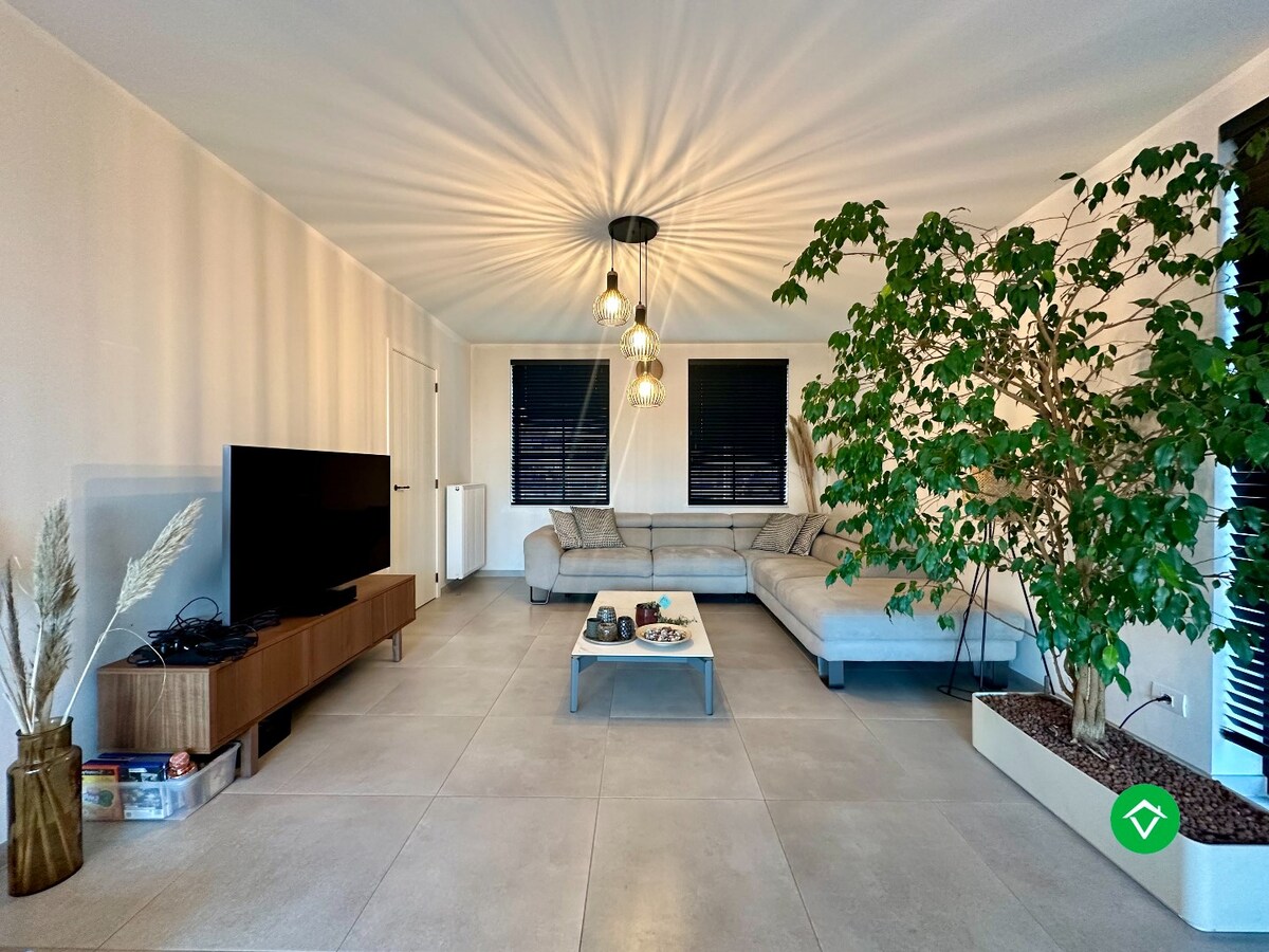 Ruime nieuwbouwwoning met 3 slaapkamers en tuin te Leke 