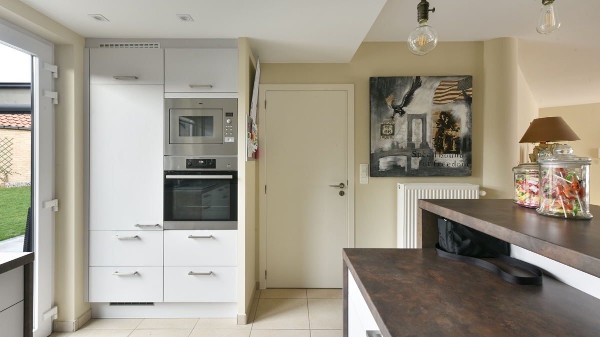 Subliem gelijkvloersappartement met grote tuin - Lissewege 