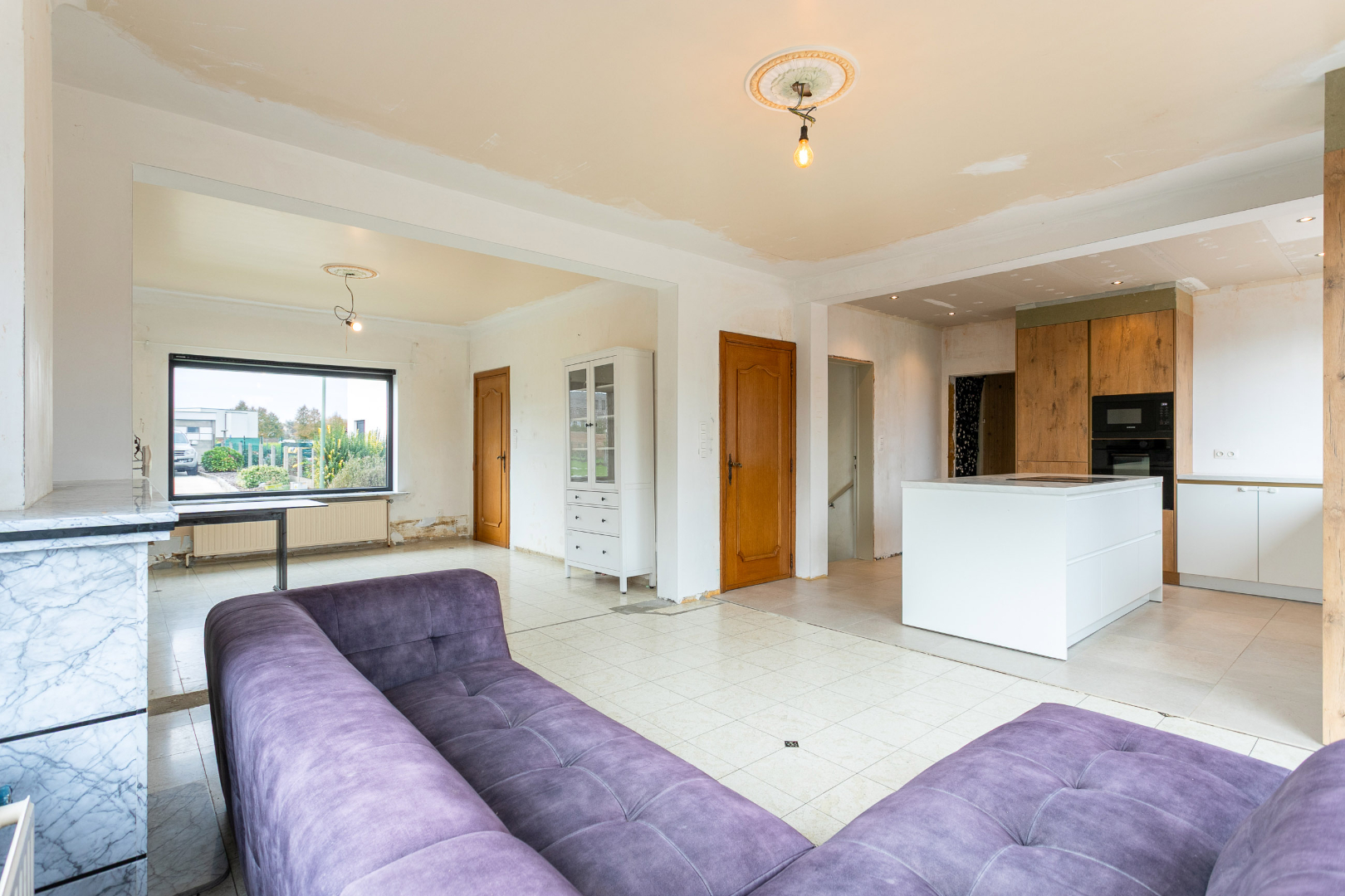 Ruime woning te Pajottegem met 4 slpks, garage en tuin op +-10a! 