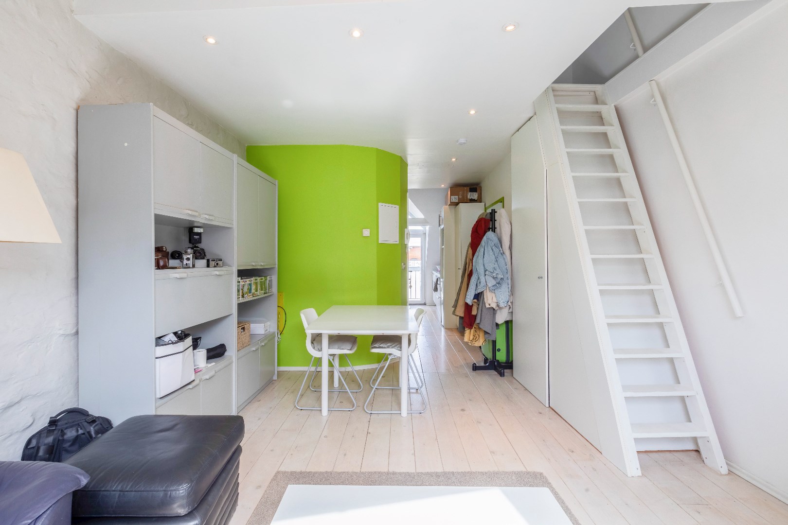 Topper ! Studio met mezzannine en terras in Gent 