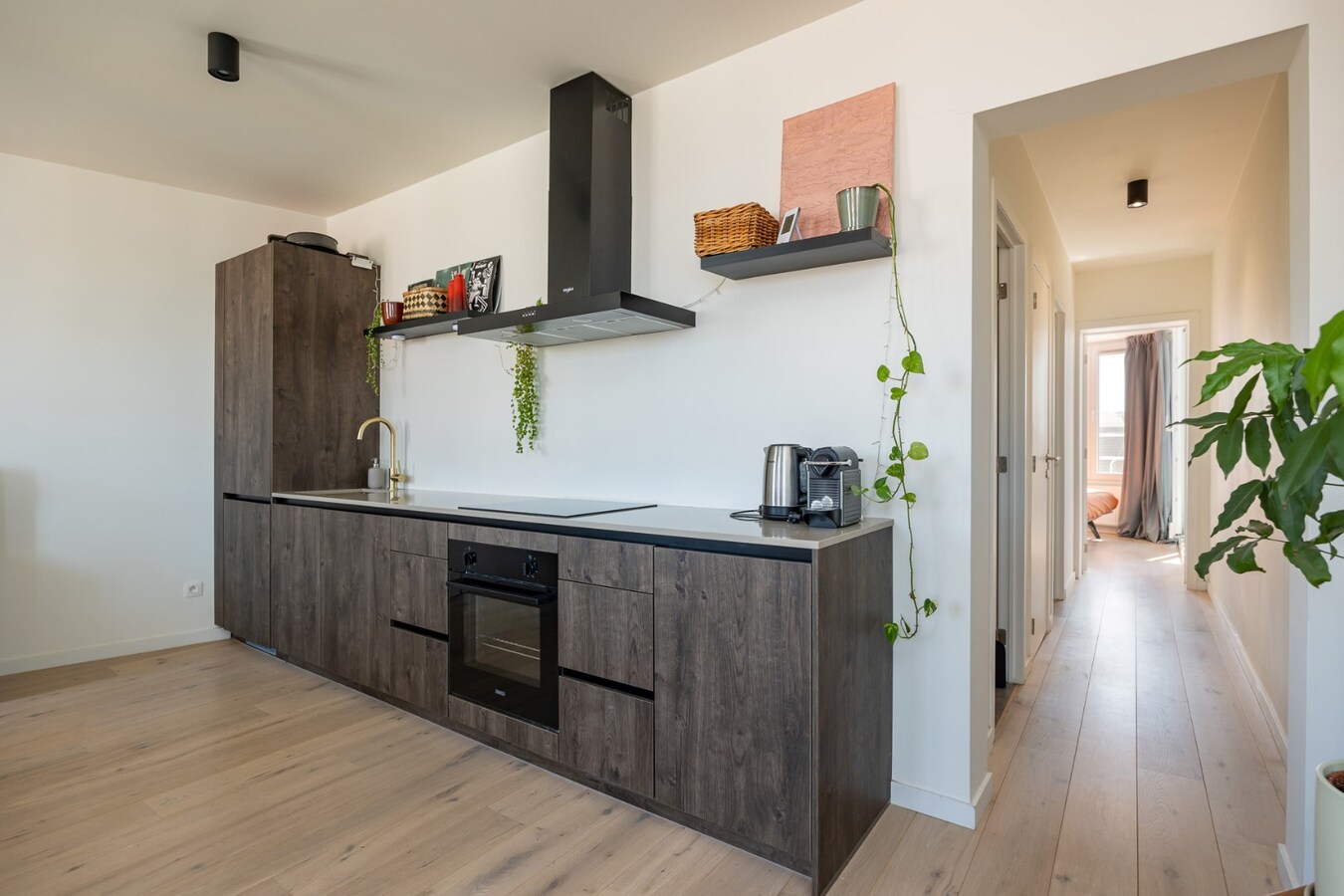 Kwaliteitsvol gerenoveerd appt. met terras te Borgerhout! 