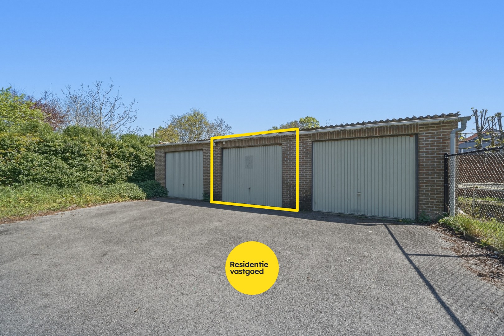 Garagebox in centrum Oudenburg 