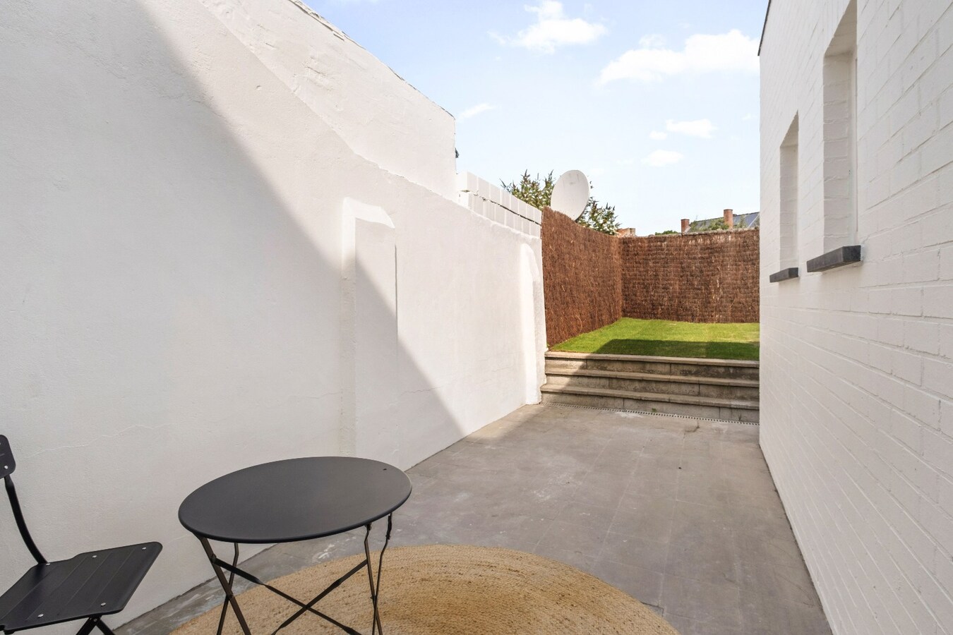 Instapklare ruime woning met tuin nabij de Leie ! *** NONO INSPIRED *** 