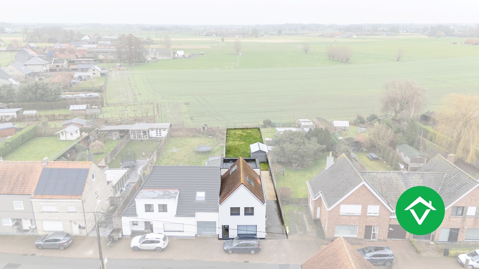 Instapklare gezinswoning met 3 slaapkamers en open veldzicht in Koekelare 