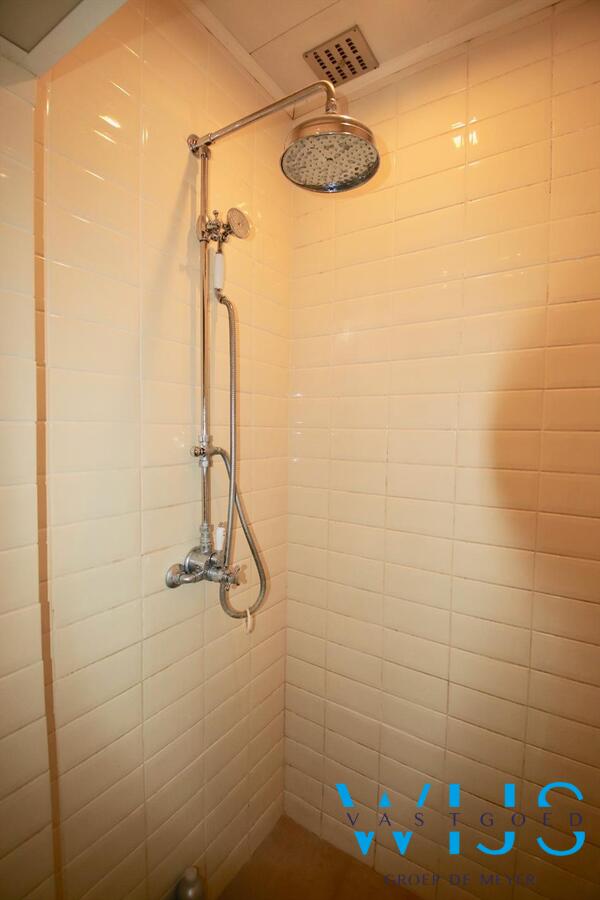 Gerenoveerd en smaakvol woonhuis op een toplocatie in Ertvelde ! 