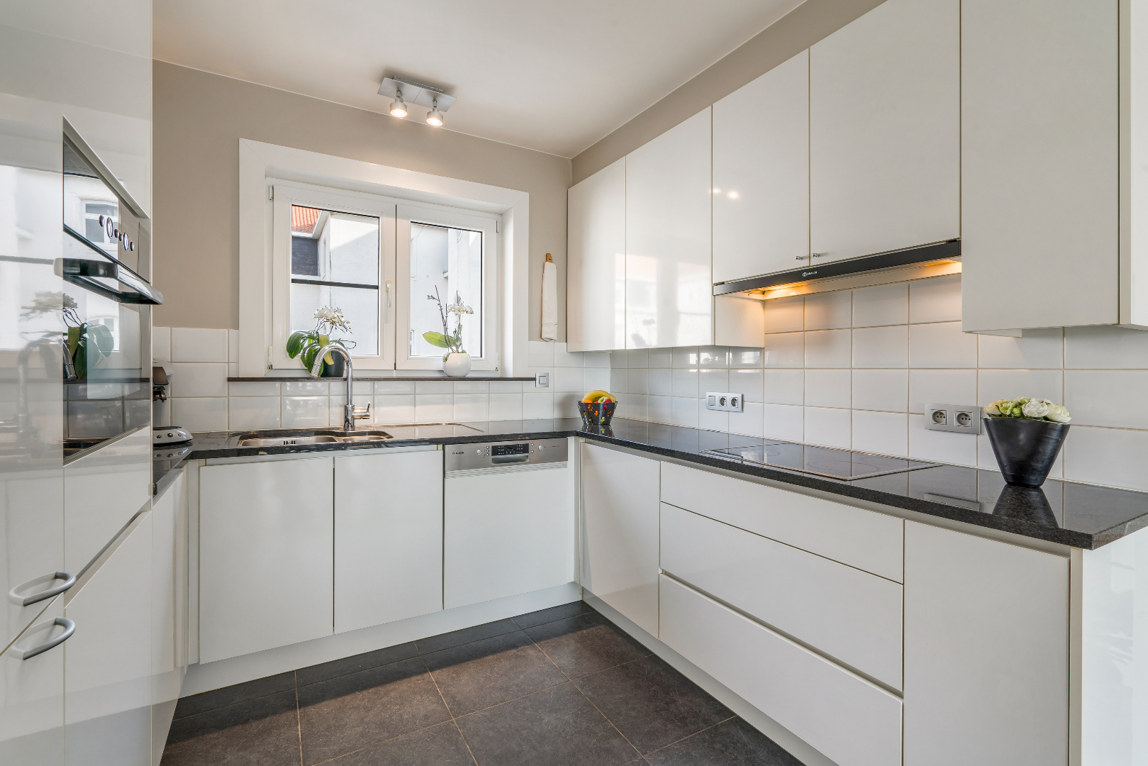 Duplex dakappartement met 2 slaapkamers en 2 badkamers 