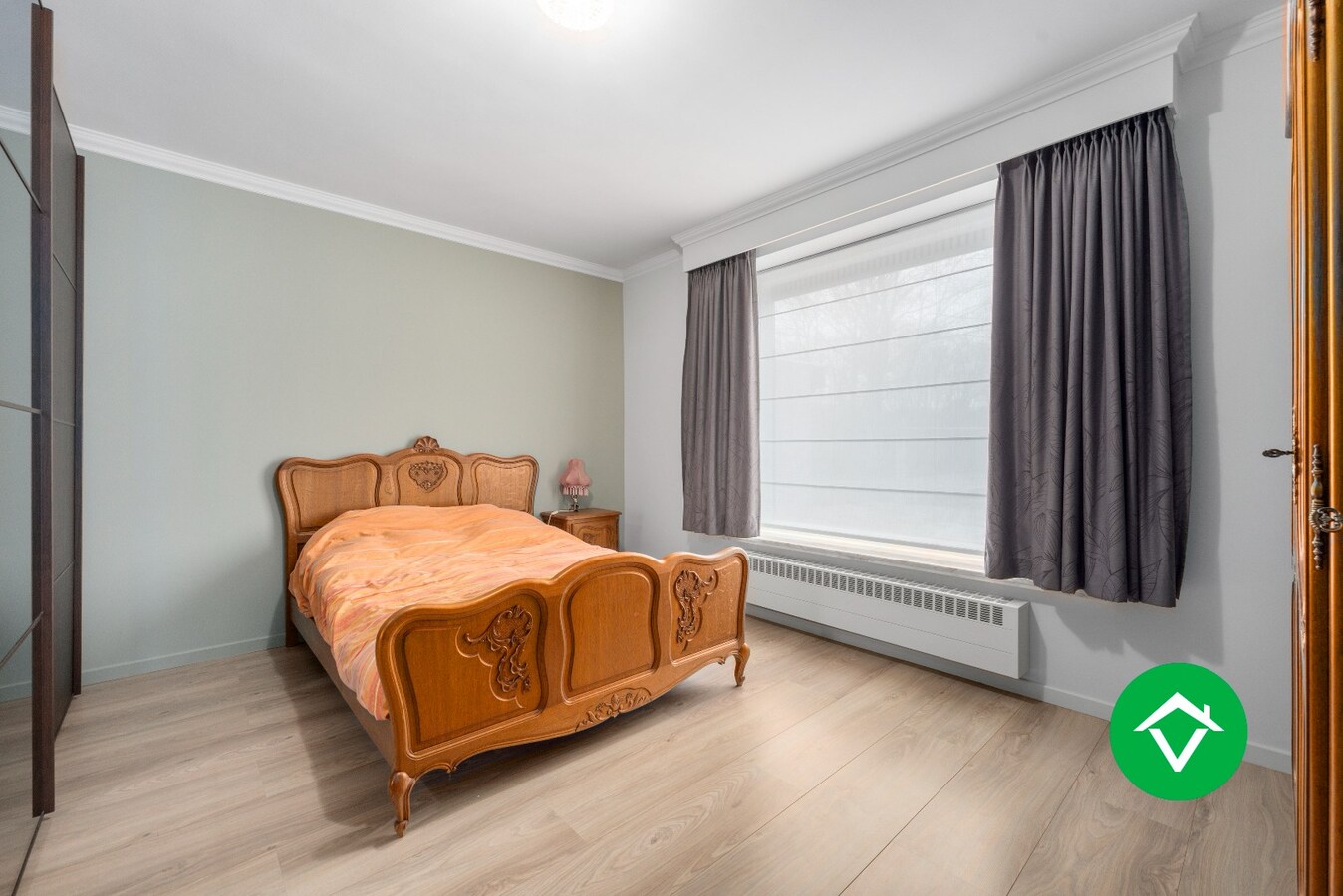 Rustig gelegen alleenstaande woning met bijgebouwen te Koekelare 