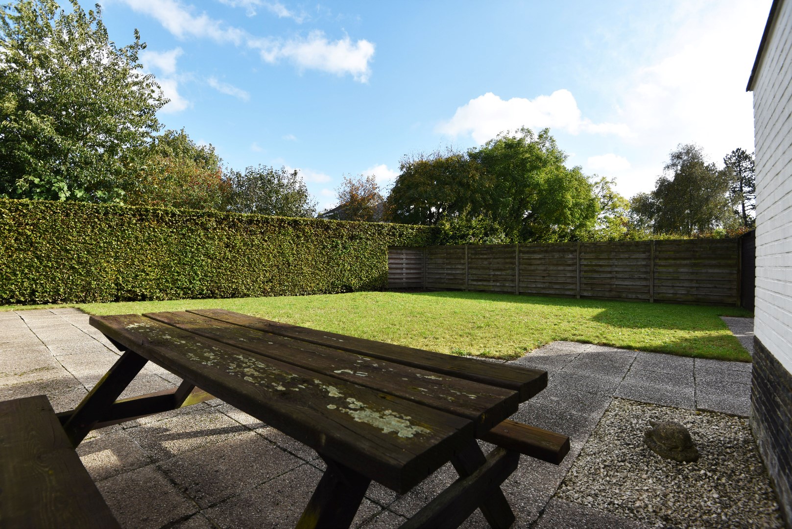 Open bebouwing (bungalow) met 3 slaapkamers en tuin te Adegem 