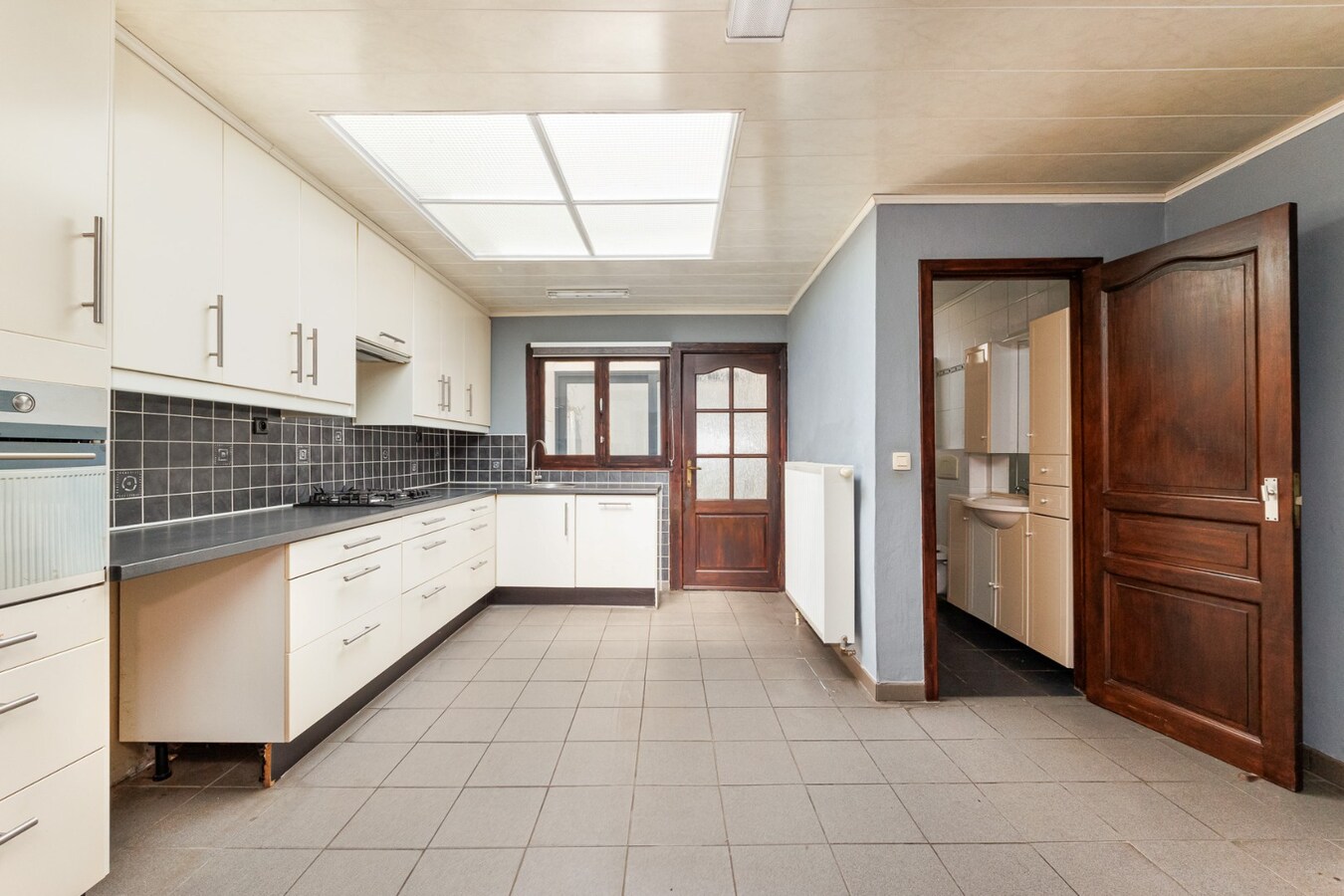 Te renoveren woning met 3 slpk en stadstuin te Hoboken! 