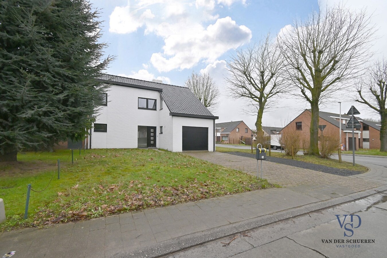 Volledig gerenoveerde Half Open Bebouwing 