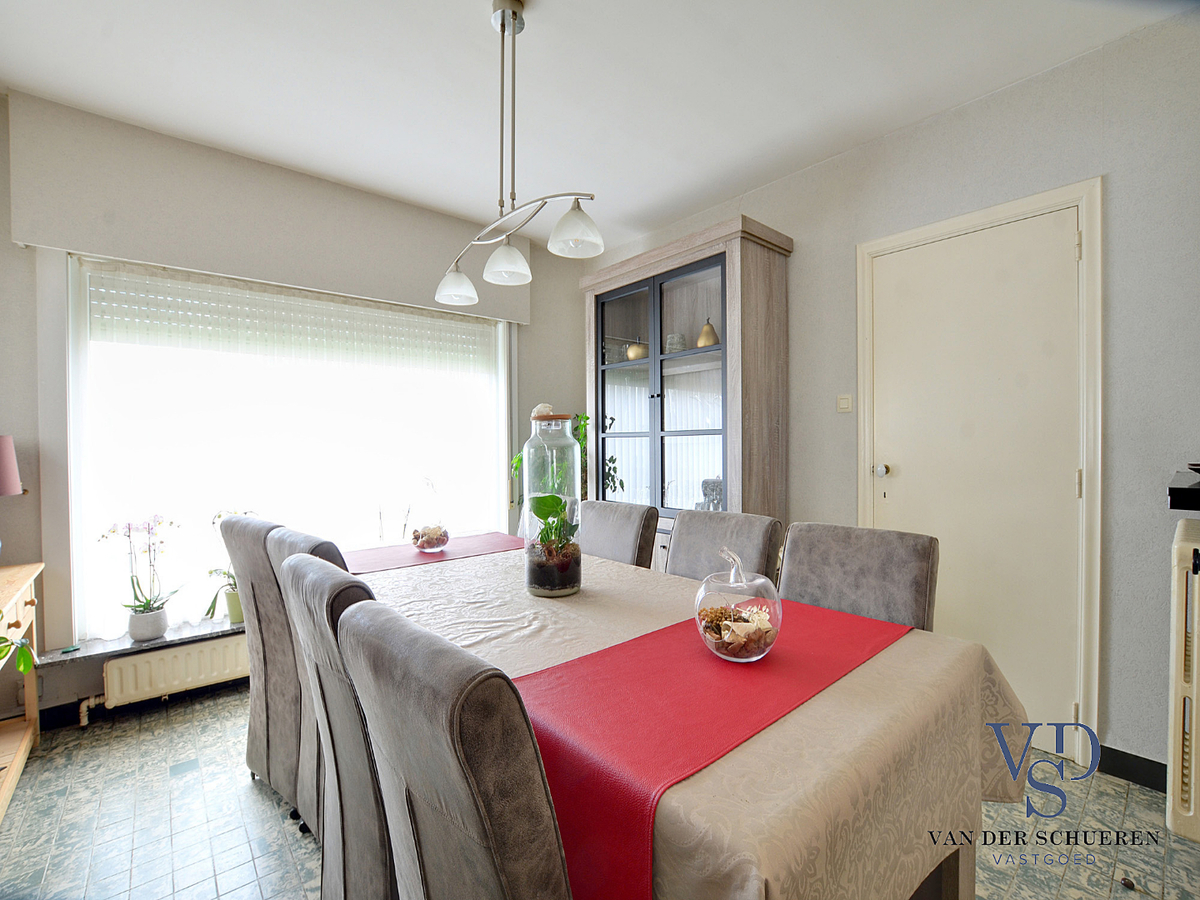 Degelijke, Half open Bebouwing. 