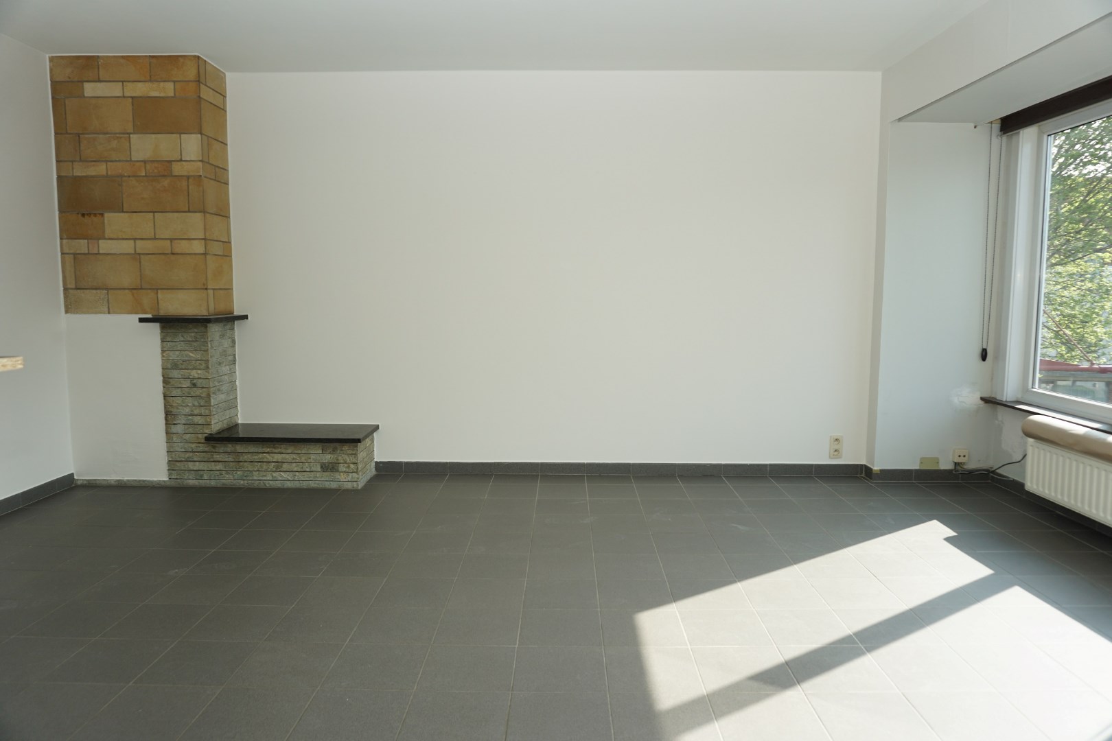 ONGEMEUBELD 2 SLP APP. TE HUUR GELEGEN VOORHAVENLAAN 