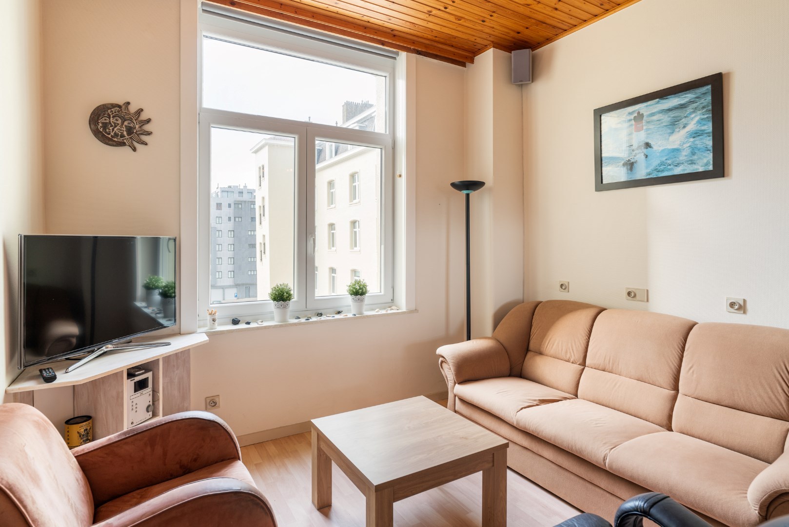 1 chambre avec salle de bains dans un appartement en résidence Palace 