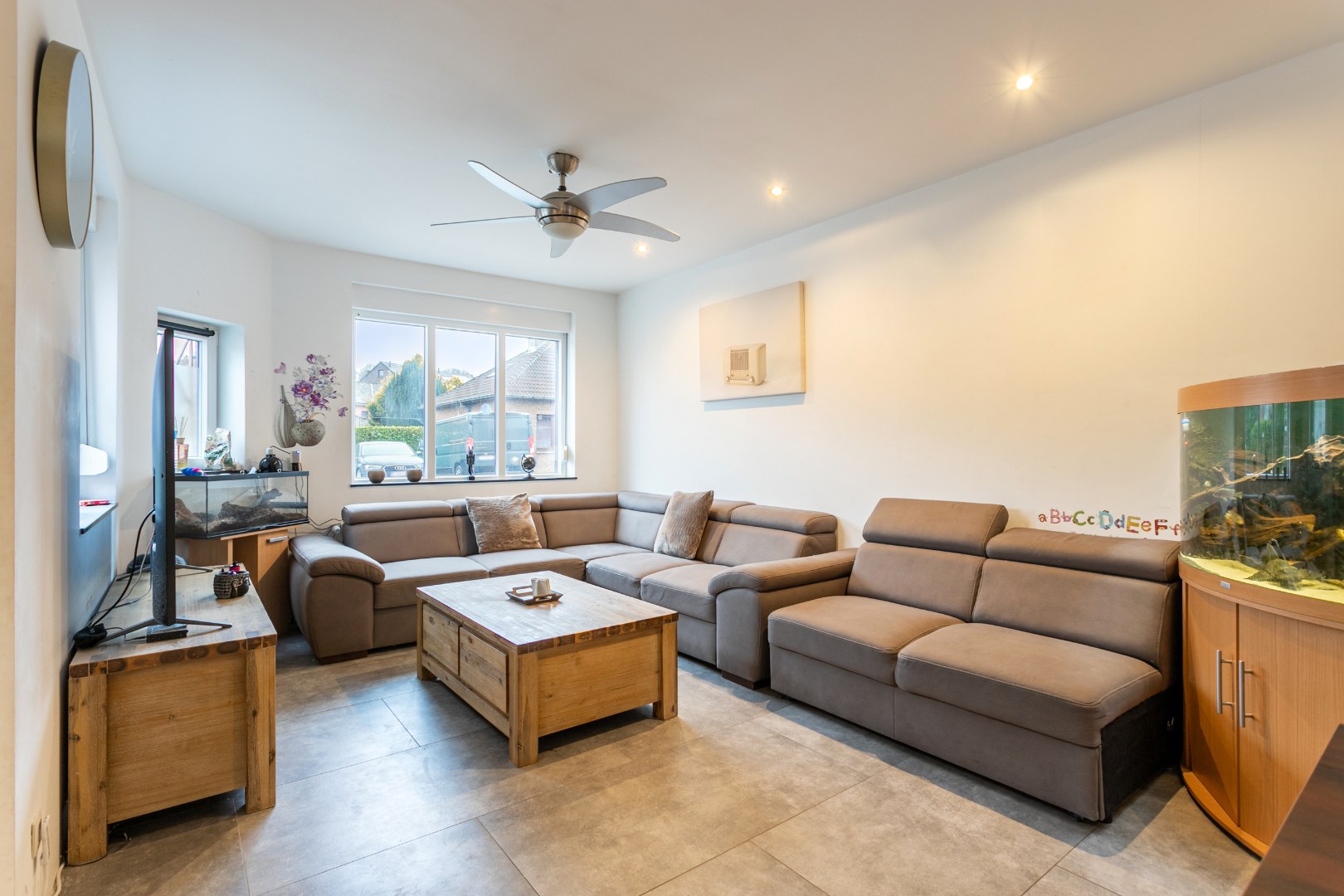 Instapklare woning met 3 slaapkamers en tuin te Dworp 