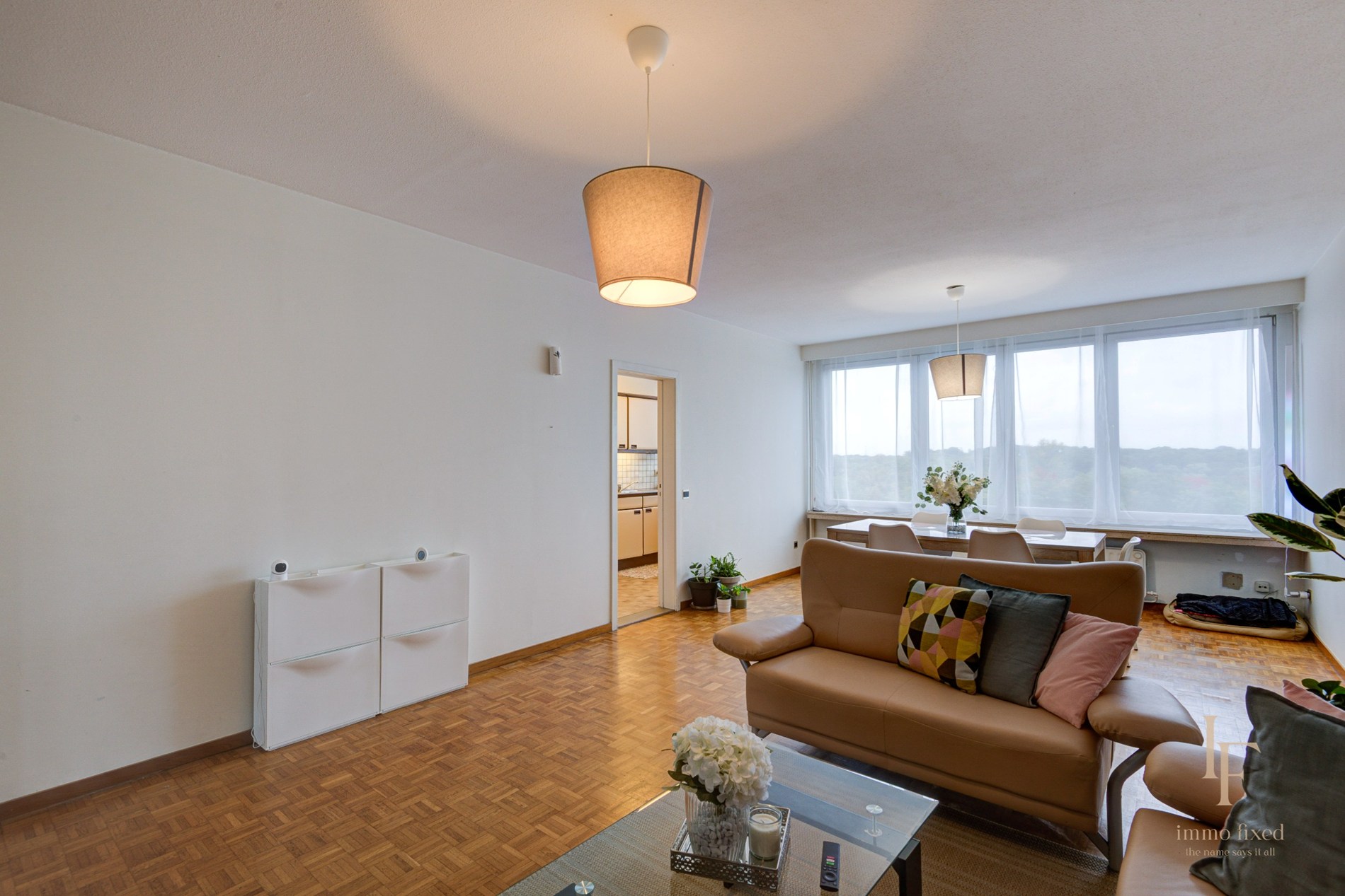 Instapklaar appartement met terras, uitzicht én garagebox! 