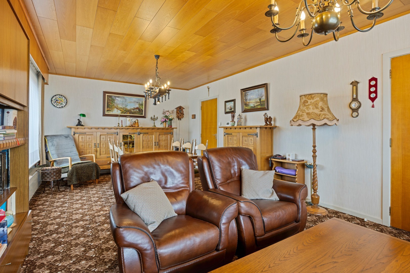 Gezinswoning met 3 slpk. op ruim perceel van 10a 22ca in Heppen 