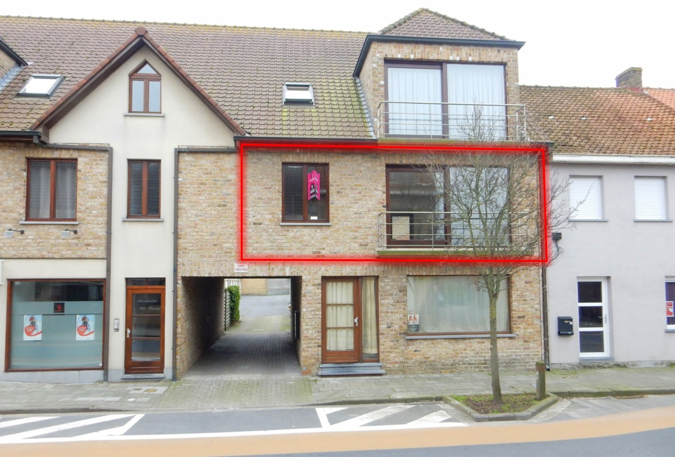 Gezellig ruim 2 slaapkamerappartement met ruim terras 