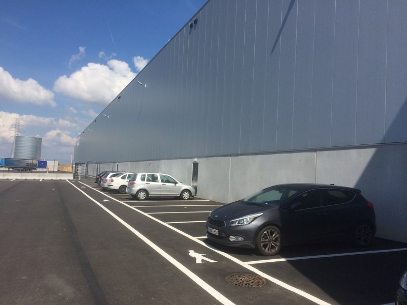 Kantoren te huur op linkeroever in Kallo