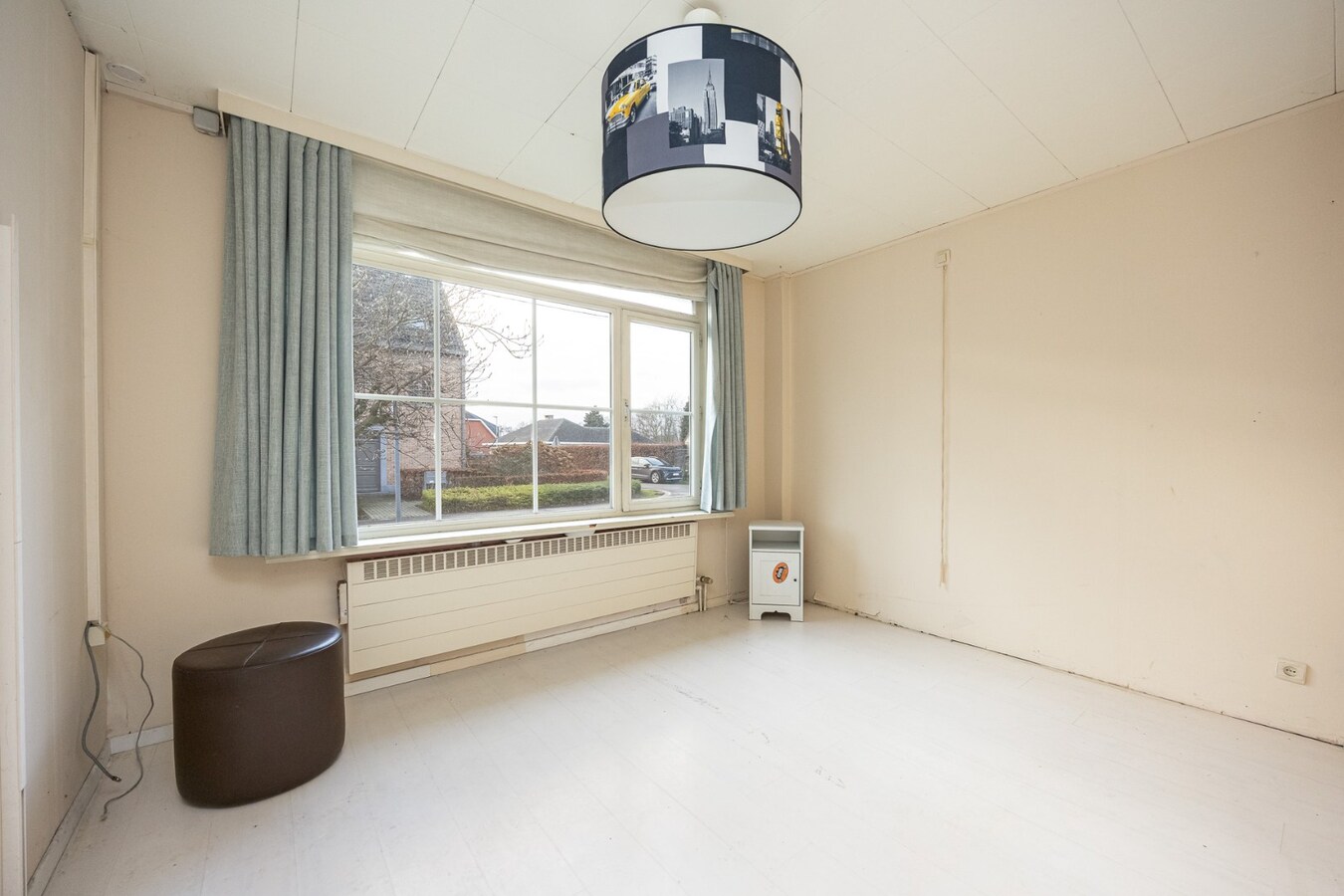 Op te frissen open bebouwing in het centrum van Sint-Antonius 