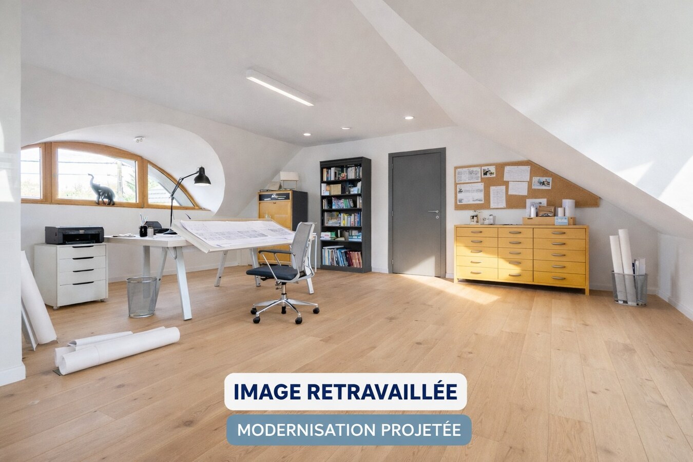 Villa "Semi Plain-Pied" érigée sur 1251m², double garage, parking 7 voitures, COUP DE COEUR ABSOLU ! 