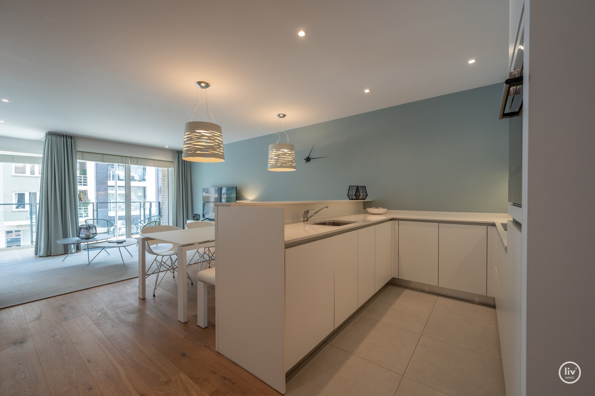 Magnifique appartement avec grande terrasse ensoleillée au centre de Knokke. 