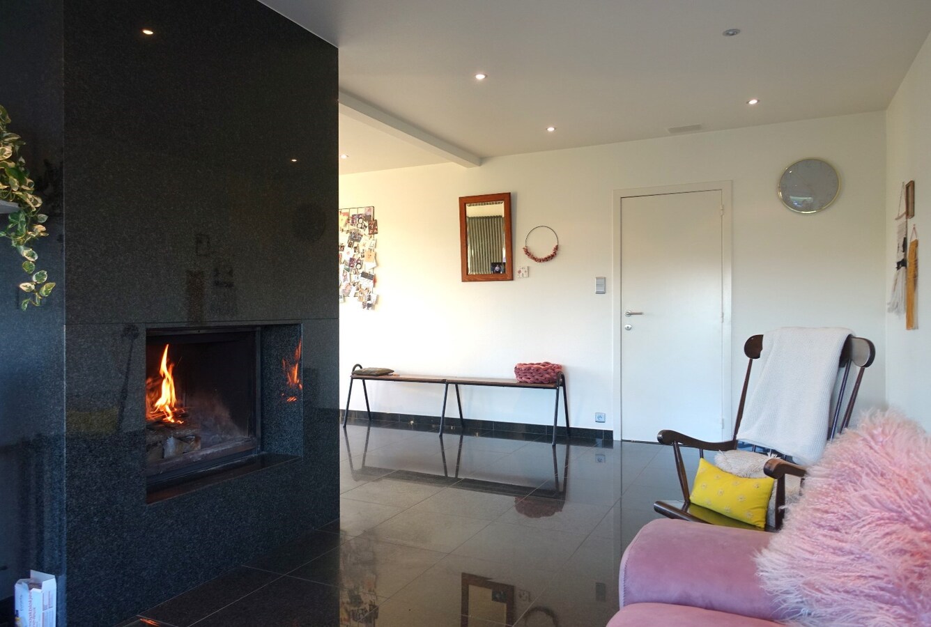 Uitzonderlijk gelegen woning in fermettestijl met bijgebouw (70m²) 