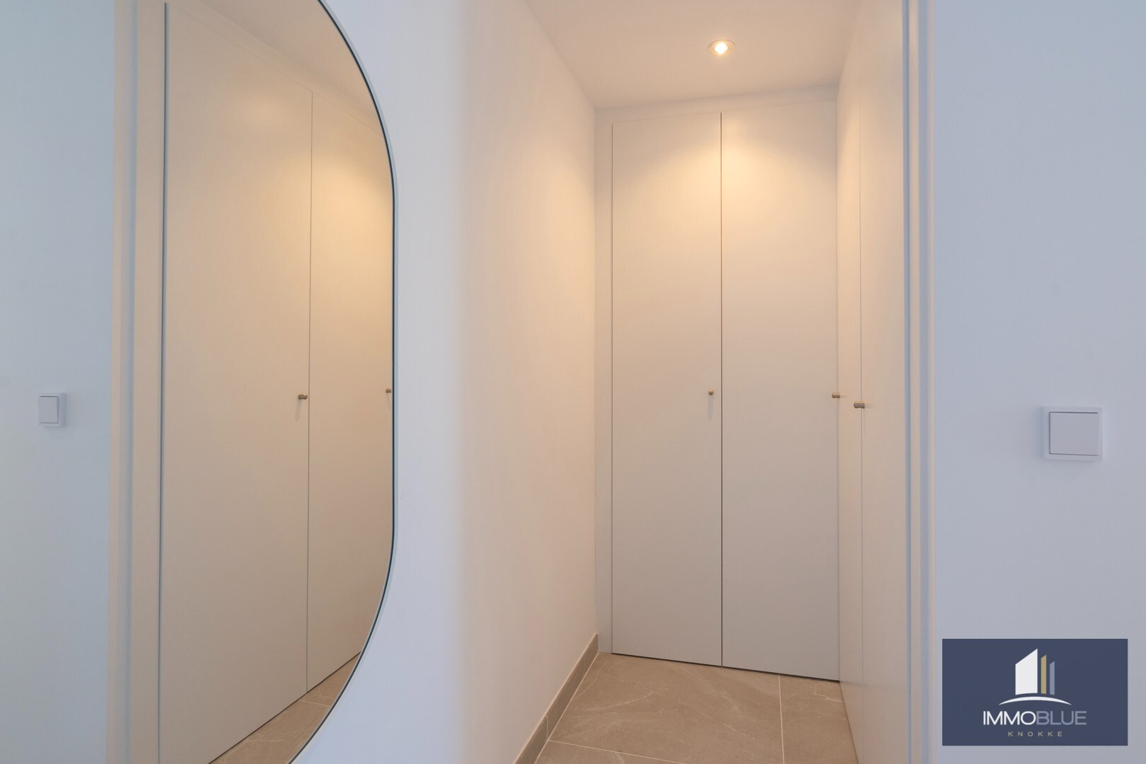 penthouse de luxe avec vue panoramique sur la mer et terrasses très spacieuses 