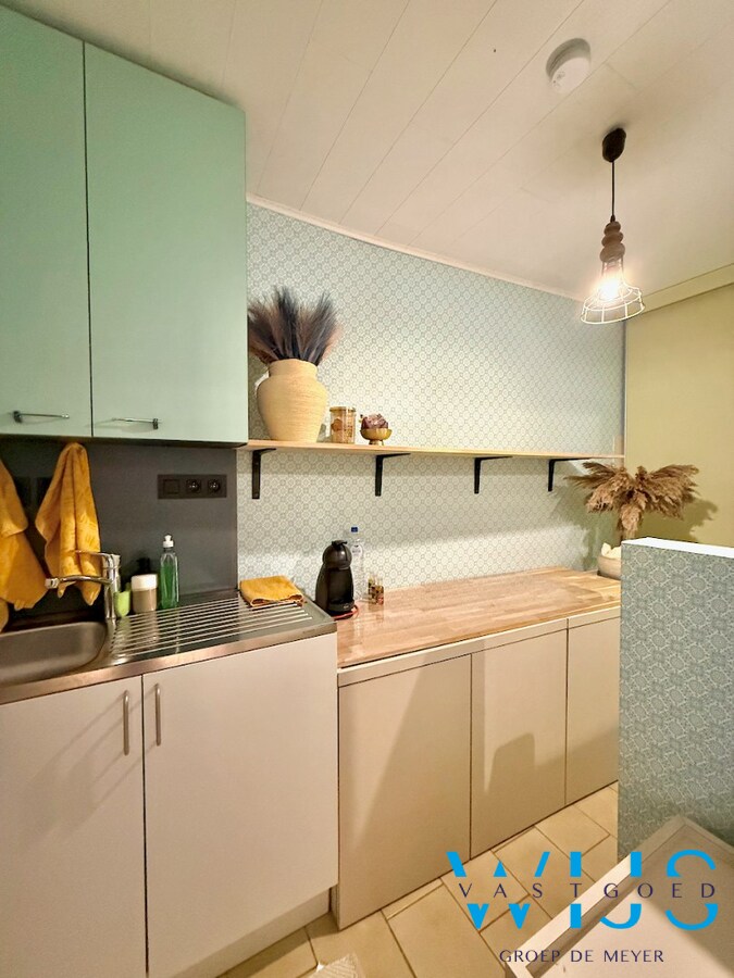 Toffe winkelruimte in centrum Ertvelde ! 