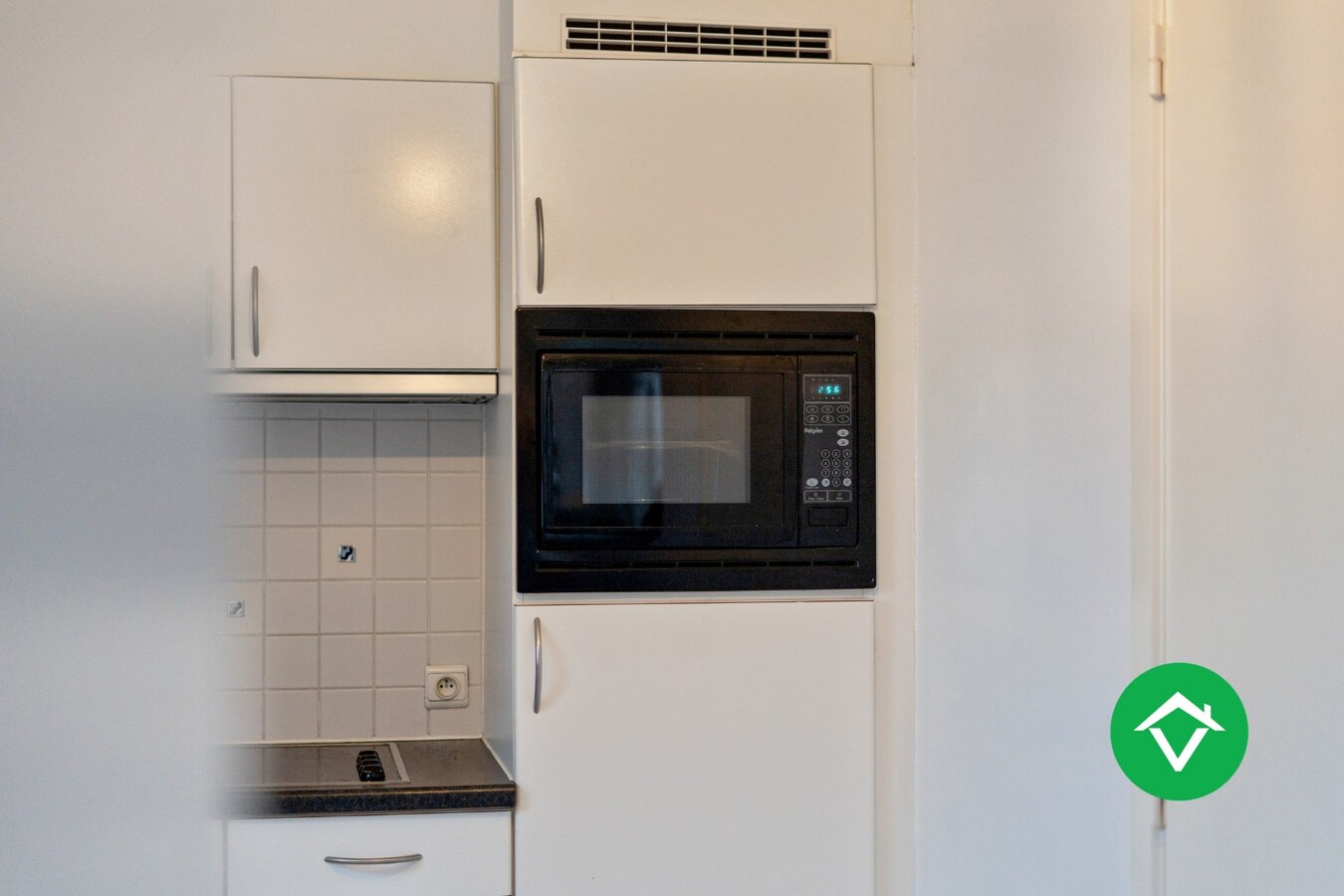 Instapklaar appartement met 3 slaapkamers en autostandplaats te Brugge 