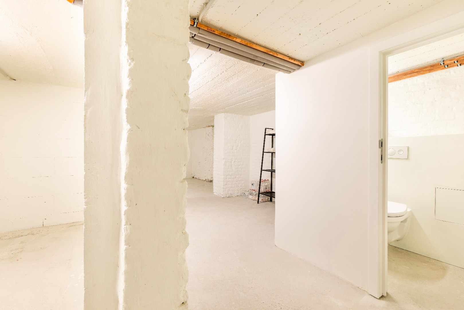 Winkelruimte in Leuven! - EPC label C - oppervlakte 70 m² 