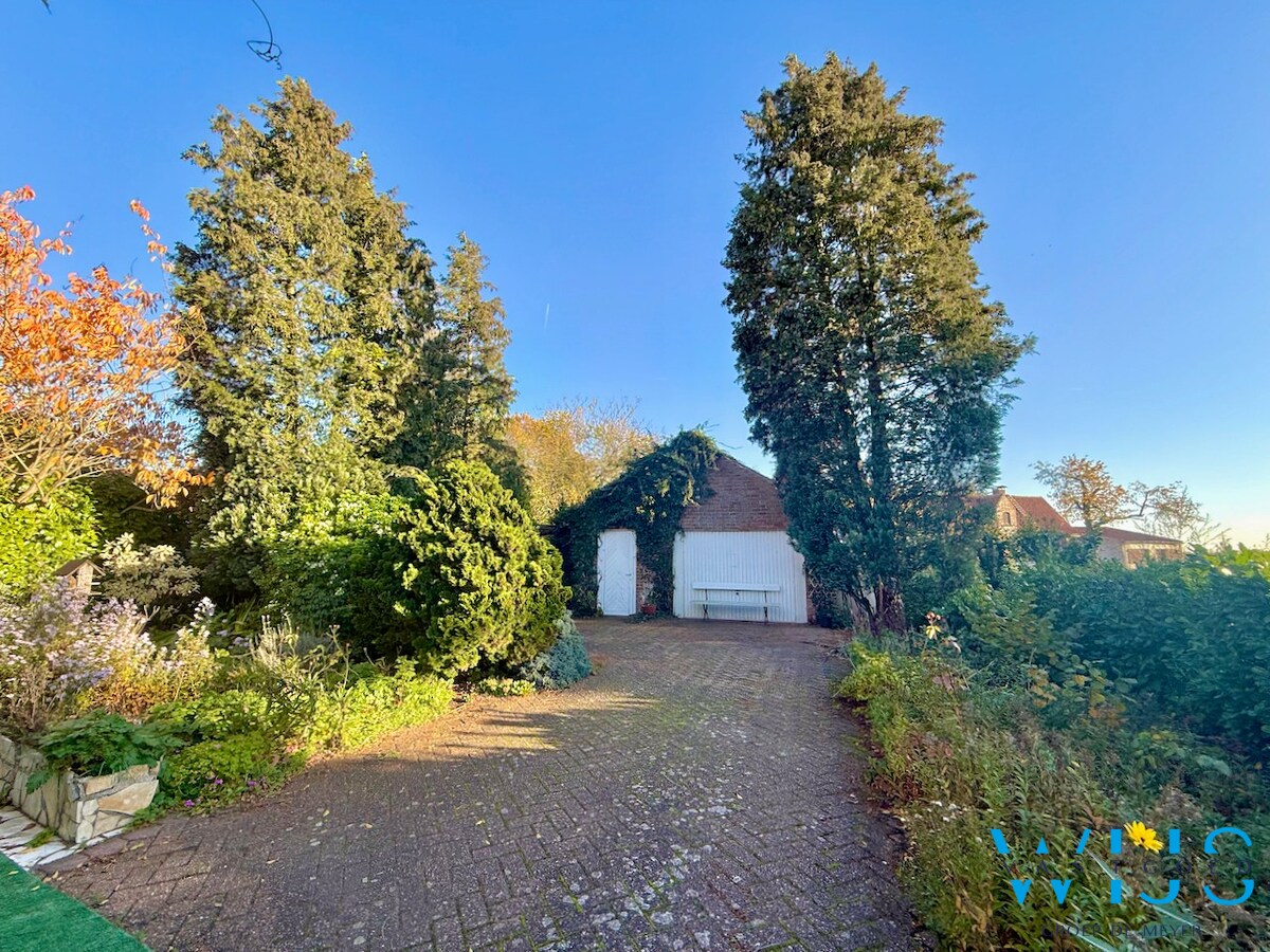 Charmante OPEN bebouwing op TOPlocatie in Kluizen ! 