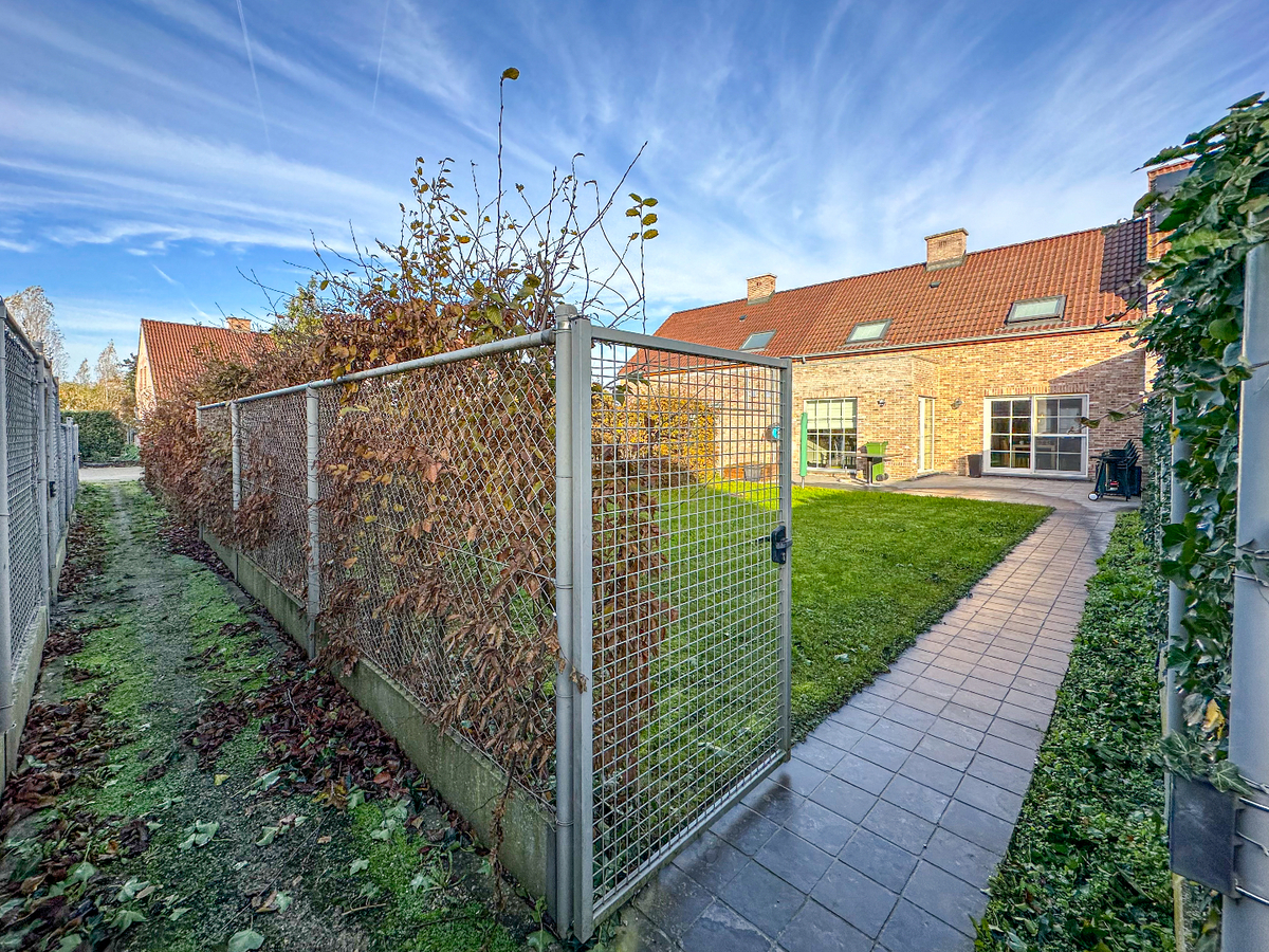 Uitstekend gelegen, energiezuinige woning met 3 slaapkamers en garage 