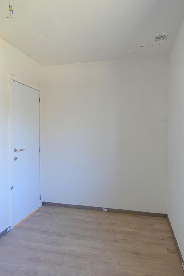 Moderne nieuwbouwwoning met 4 slaapkamers 