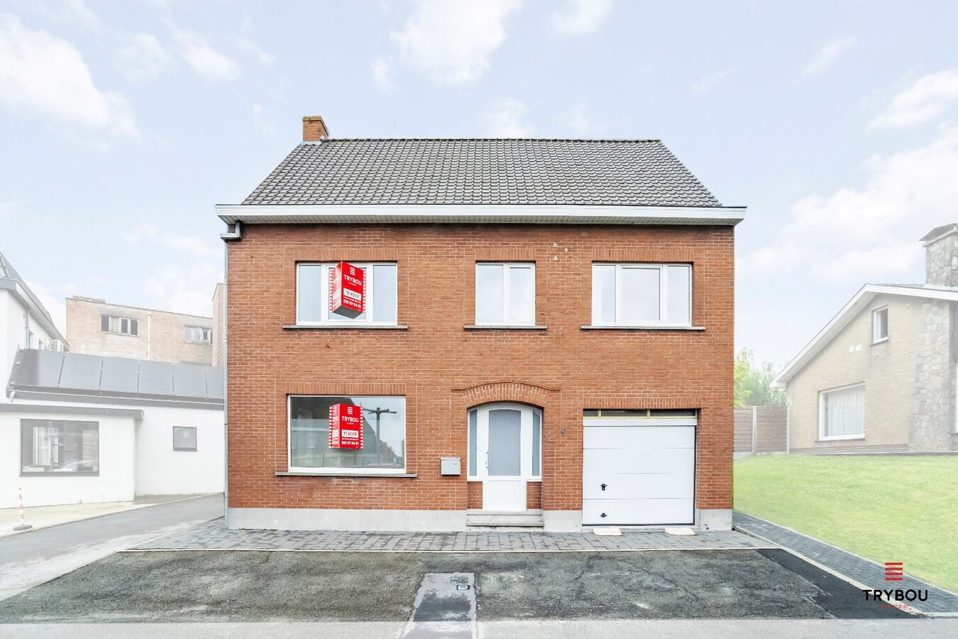 Gerenoveerde alleenstaande woning met 3 slaapkamers op perceel van 562m² 